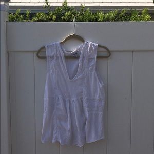 White sleeveless cotton shirt